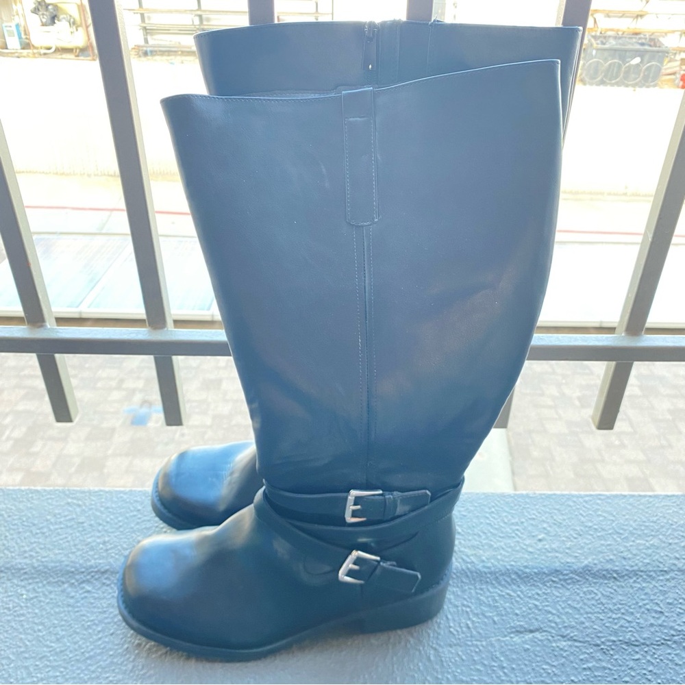 Torrid Block Heel Extra Wide Calf Boots Women’s Black Riding Boots Buckle 9.5WW